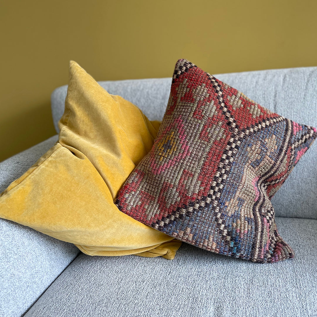 Kilim Pillow - (C-12698) -madeathand.com