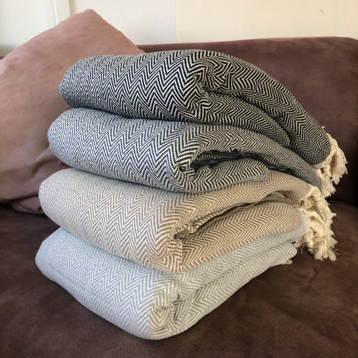 Herringbone Blanket - madeathand.com