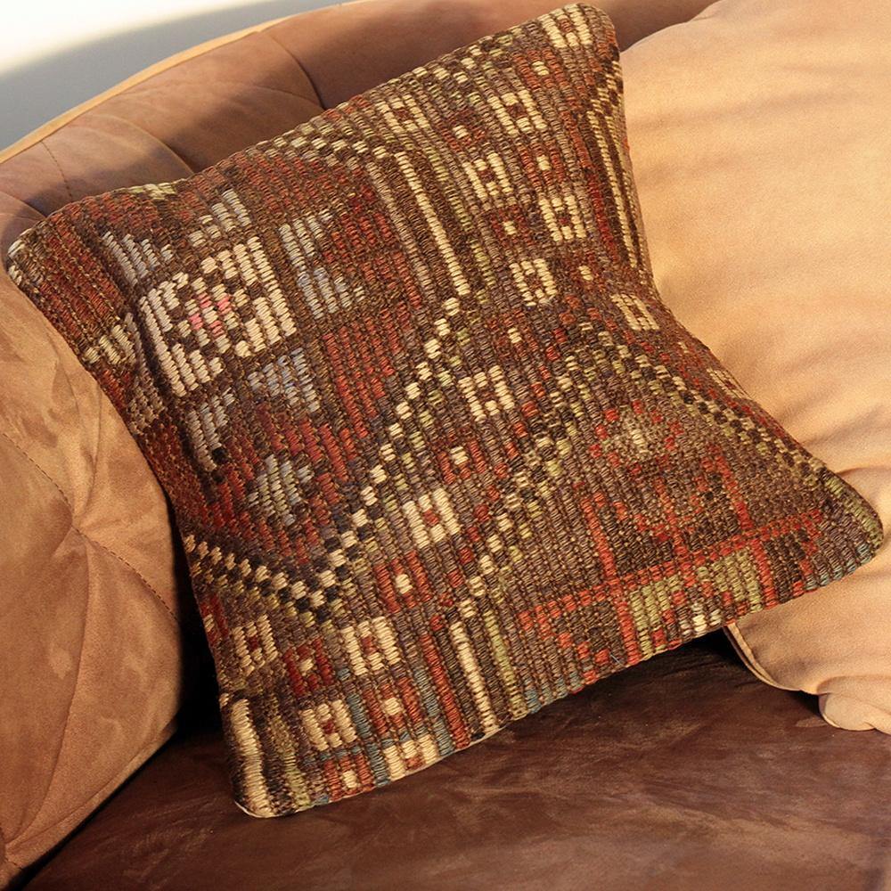 Kilim Pillow (C-12034) - madeathand.nl