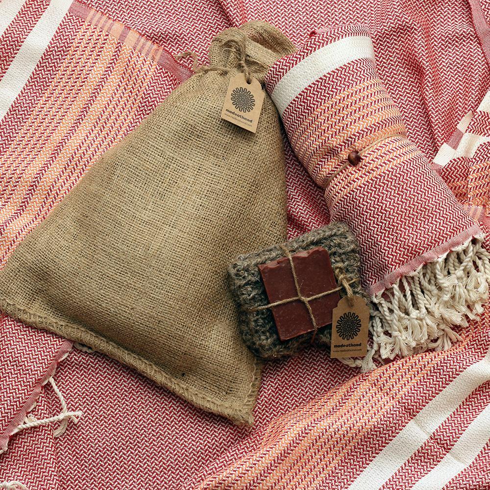 Christmas Gift Sauna & Spa Set -Tricolor Herringbone Towel - madeathand.nl