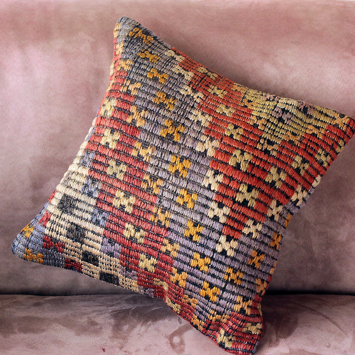 Kilim Pillow (C-1094) - madeathand.com