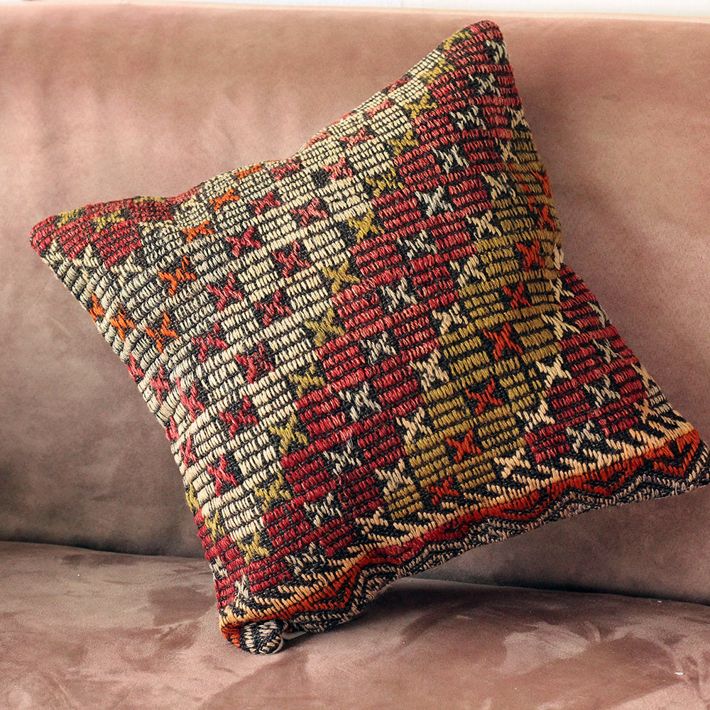 Kilim Pillow - (0-1095) - madeathand.com