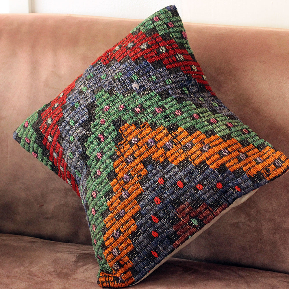 Kilim Pillow (0-1097)