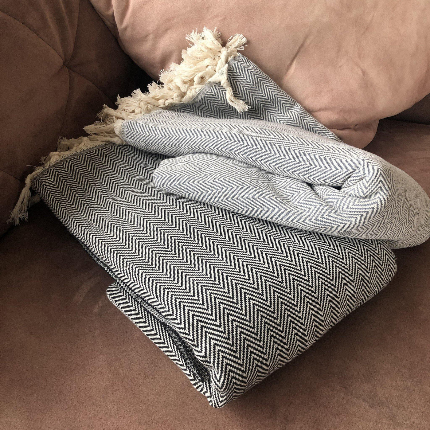 Herringbone Blanket - madeathand.com